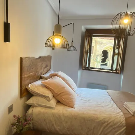 Turístico San Nicolas Apartamento Avilés